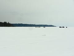 Рыбаки в бухте Далёкой Рыбаки в бухте Далёкой